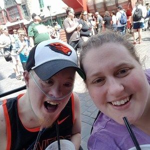 Meet your Posher, Noelle